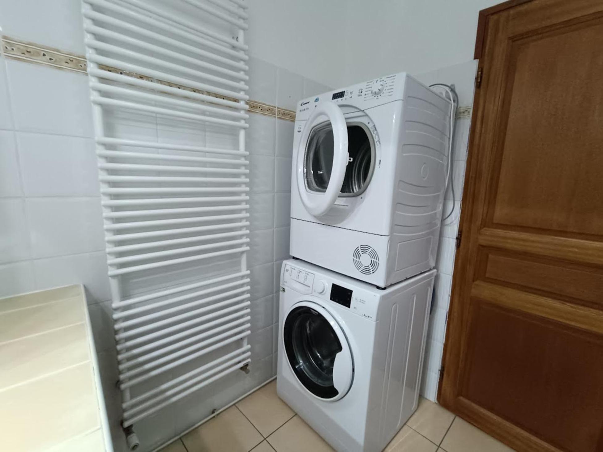 Le Petit Cerf, T3, Wifi, Cave Apartment Bagnères-de-Luchon Екстериор снимка