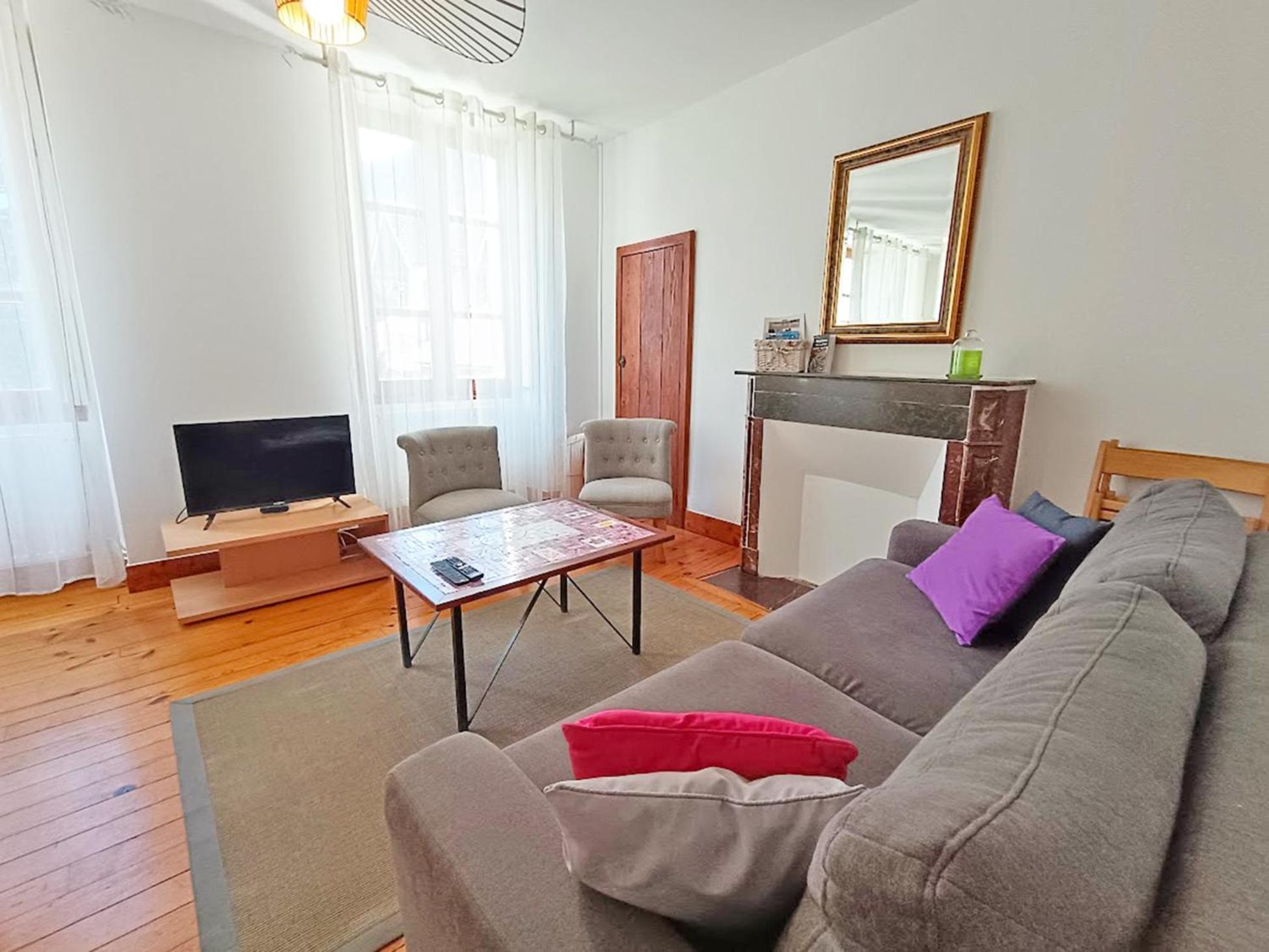 Le Petit Cerf, T3, Wifi, Cave Apartment Bagnères-de-Luchon Екстериор снимка